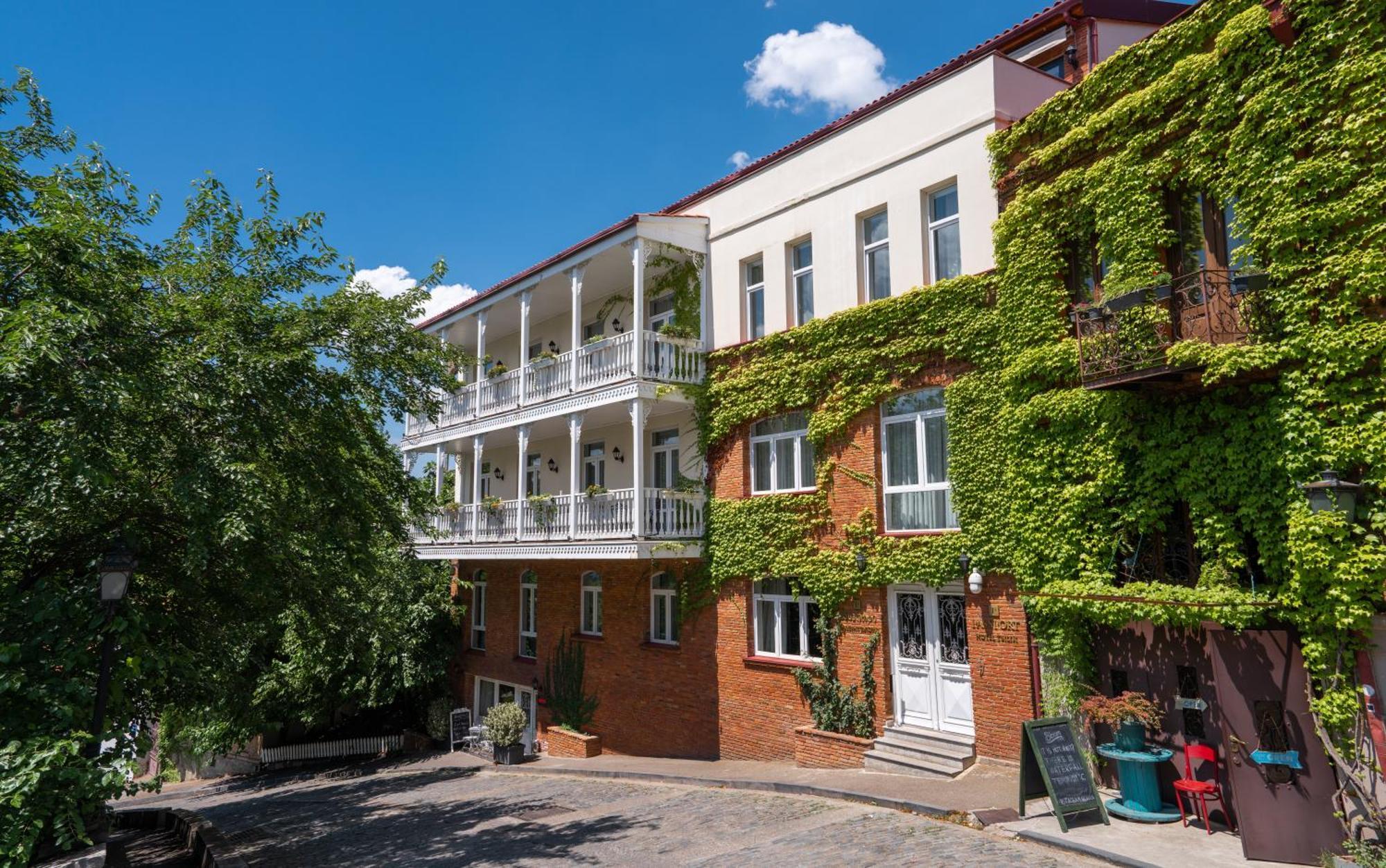 Hotel Passport Tbilisi Exterior photo