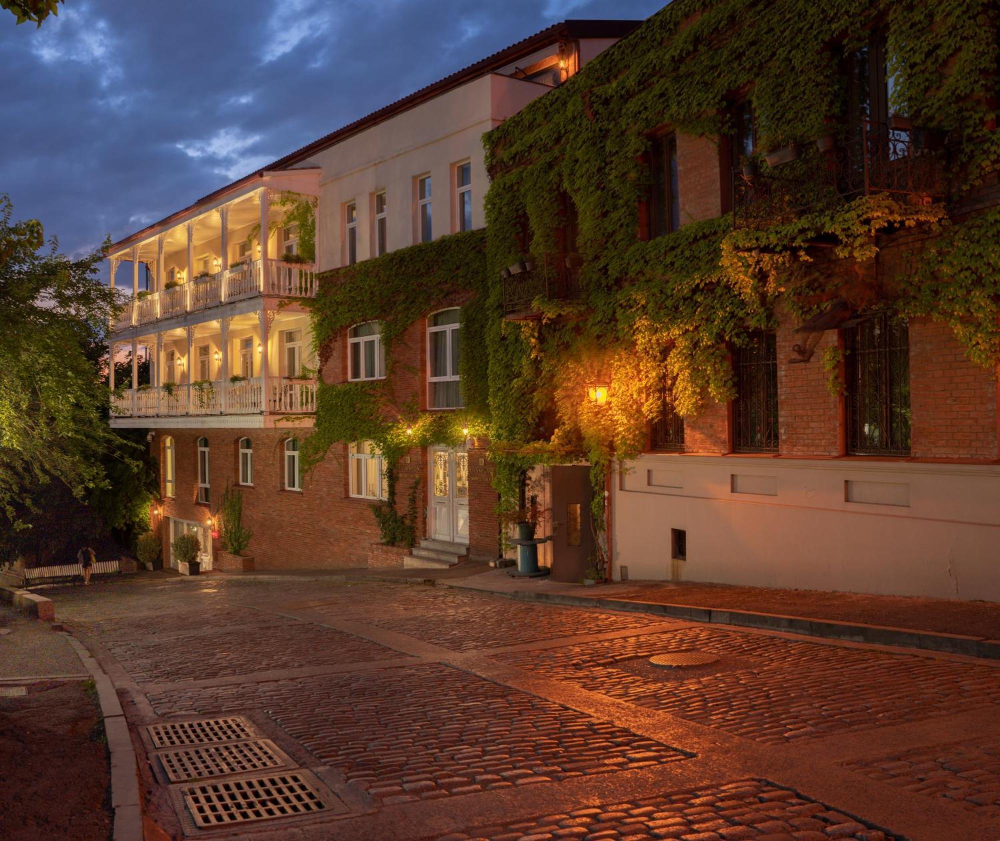 Hotel Passport Tbilisi Exterior photo