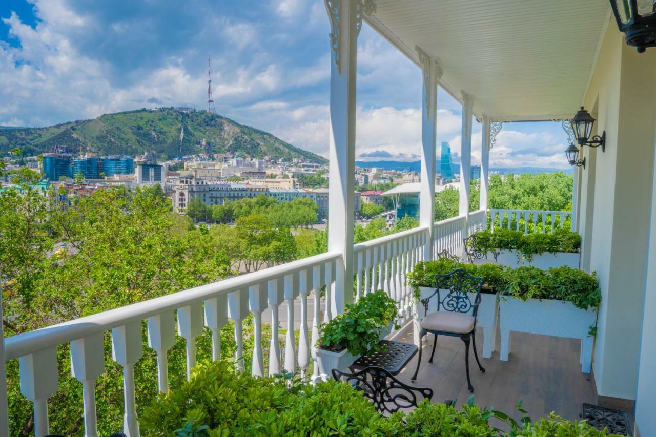 Hotel Passport Tbilisi Exterior photo